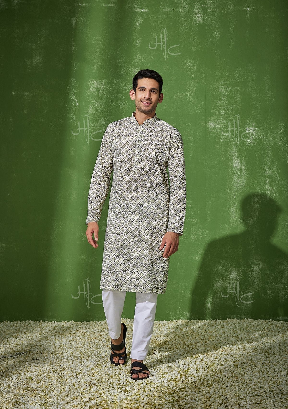 Men’s Green Kurta – Premium Ethnic Wear