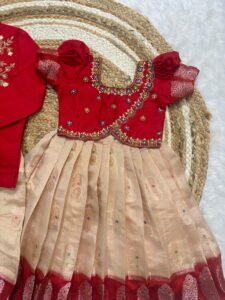 Beautiful kids frock with comfortable fit